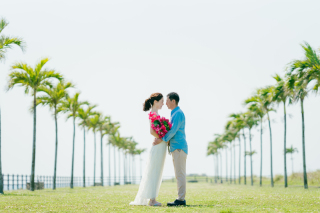 ビーチでウエディングフォト♪