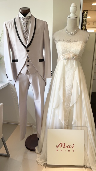 8月の展示衣裳