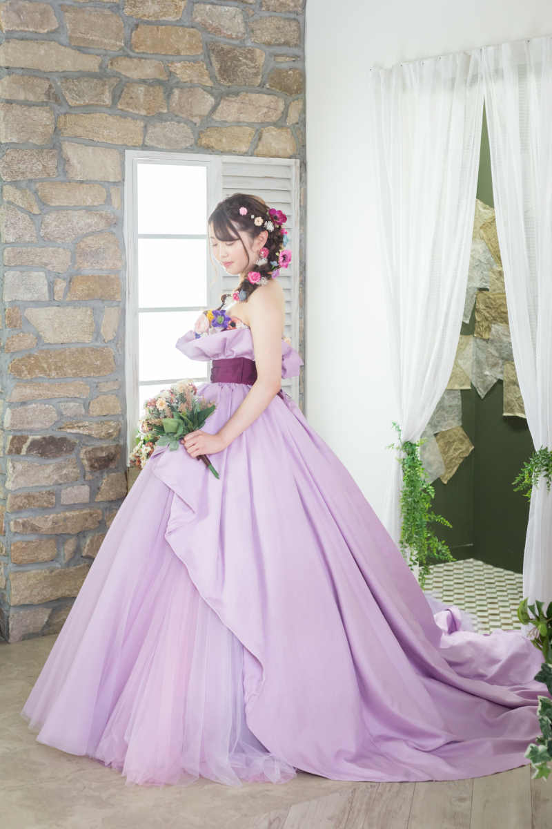 豊富なブランドドレスをご紹介