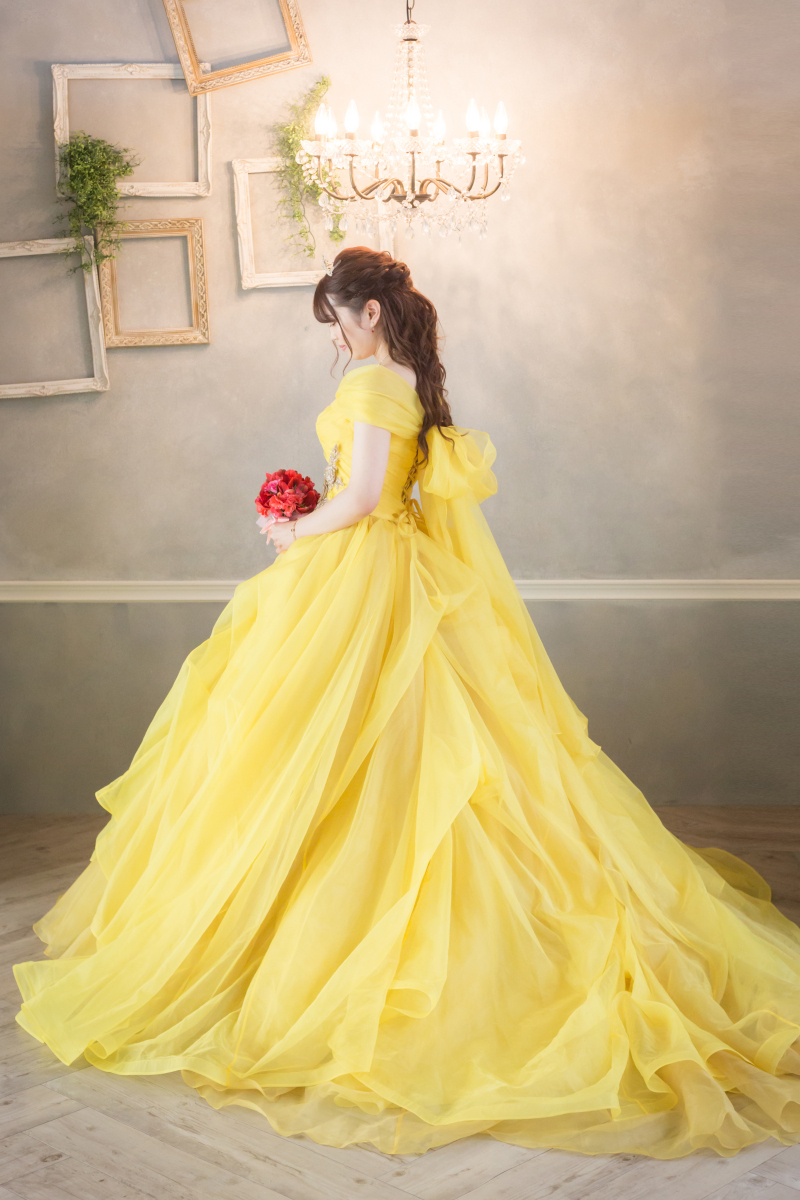 豊富なブランドドレスをご紹介