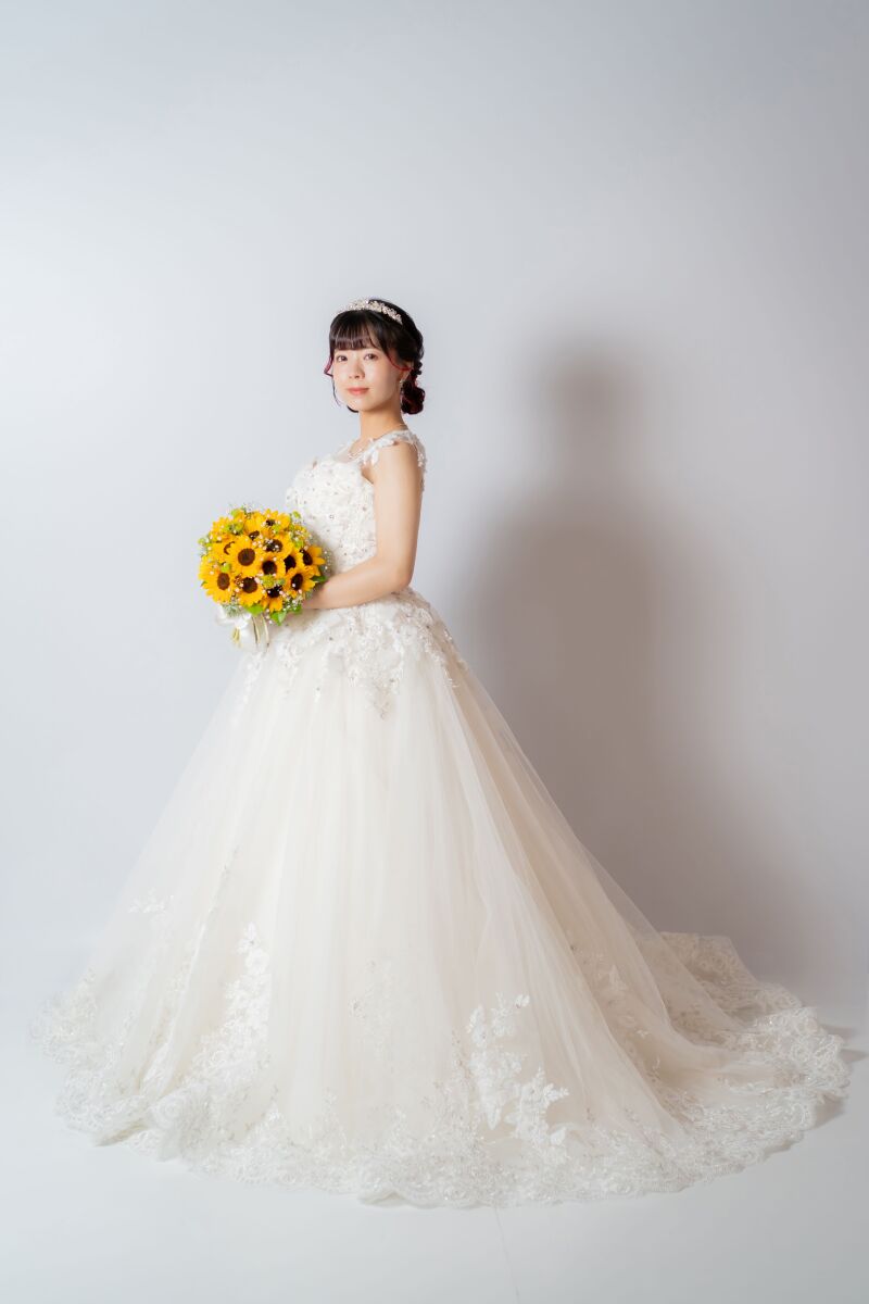 豊富なブランドドレスをご紹介