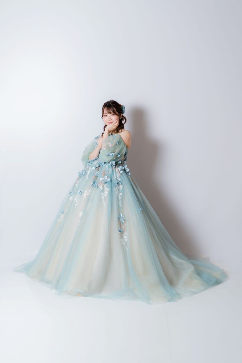 豊富なブランドドレスをご紹介