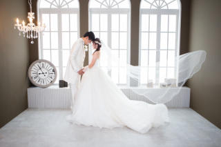 貸切スタジオで結婚式の前撮り撮影を♡