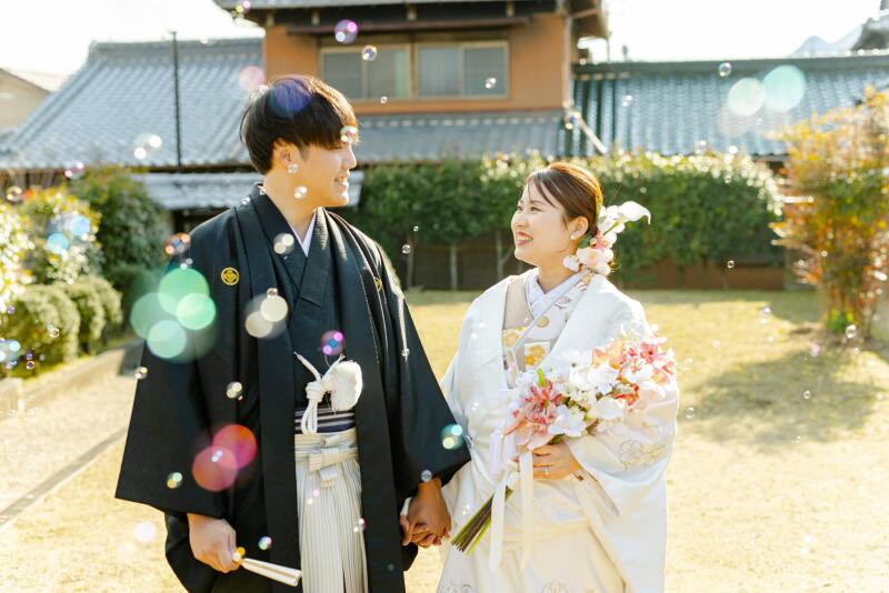 持ち込み小物で差をつける!ウェディングフォトを彩るアイデア集