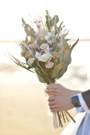 必須アイテム！ブーケ選びのコツ