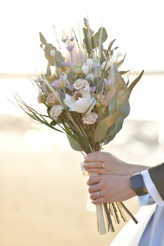 必須アイテム！ブーケ選びのコツ