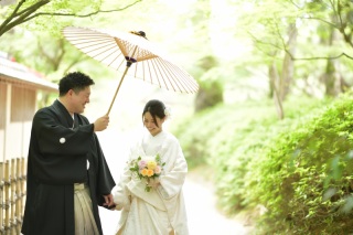 新緑の栗林公園で撮影されたお客様