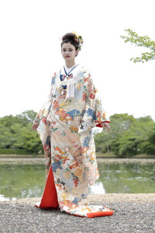 衣裳ページに色打掛が追加されました