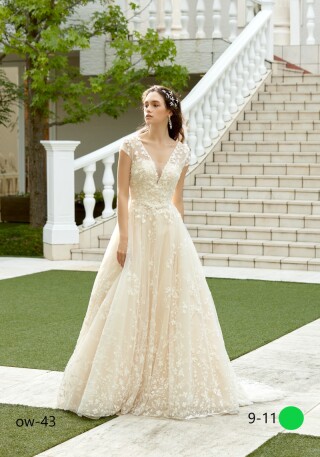 衣装にこだわりたい素敵花嫁さま