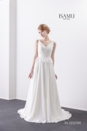 新作ウエディングドレス入荷しました!