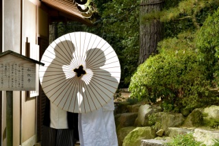 日本庭園で撮影当日を迎えられたお客様
