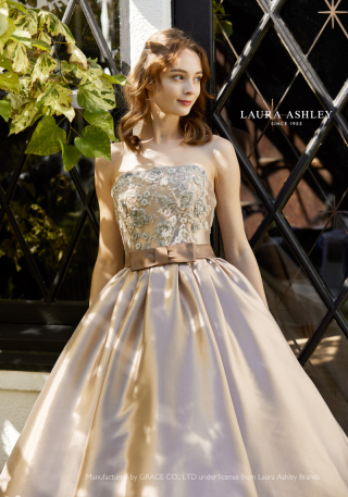 新作カラードレス入荷予定!