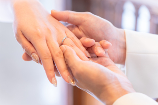 フォトウエディングだからこそ！指輪シーンもしっかり撮影♡