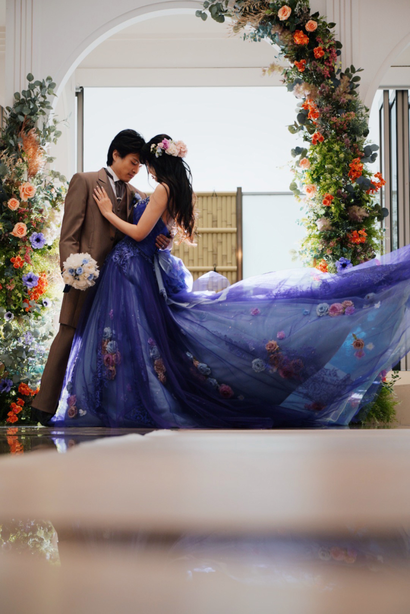 ムービーにてカラードレスご紹介してます!♡