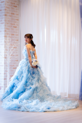 カラードレスの撮影増えてます♪