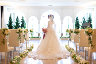 ブランドドレスも多数あります♡