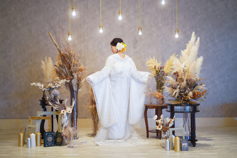 結婚式では着ない衣装で前撮り撮影しませんか♪