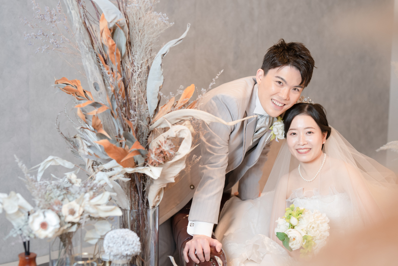 クールな背景で大人なウェディングフォト☆