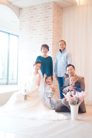 体験レポート掲載中！ファミリーフォトウエディングのお写真を公開します♡