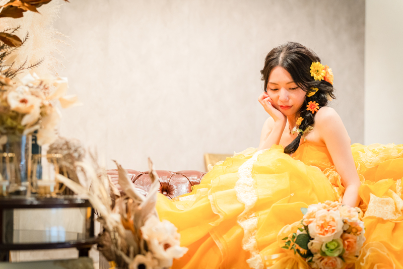 ムービーにてカラードレスのご紹介をしております♡