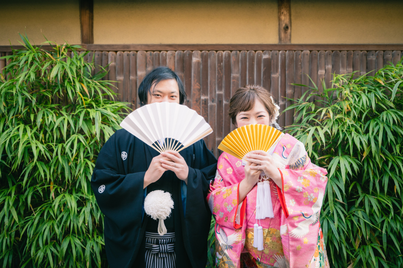 京と華やかな色 色打掛 八坂の塔周辺にて