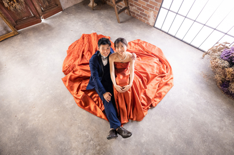 カラードレスでの前撮りフォトまとめてみました♡