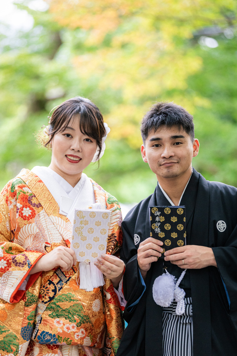 お二人らしい前撮り小物♪