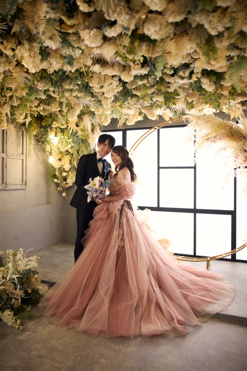 カラードレスでの前撮りフォトまとめてみました♡