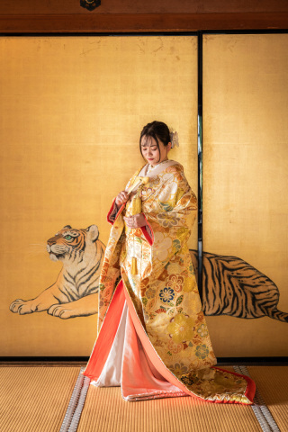 ハルウェディングの色打掛のご紹介