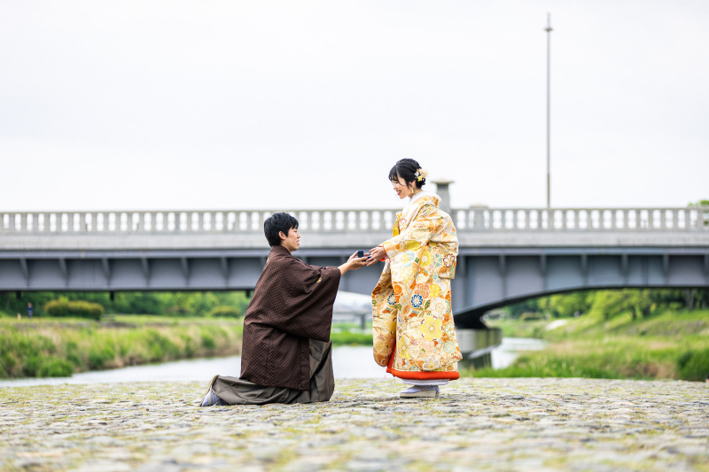 トレンドの色打掛のご紹介