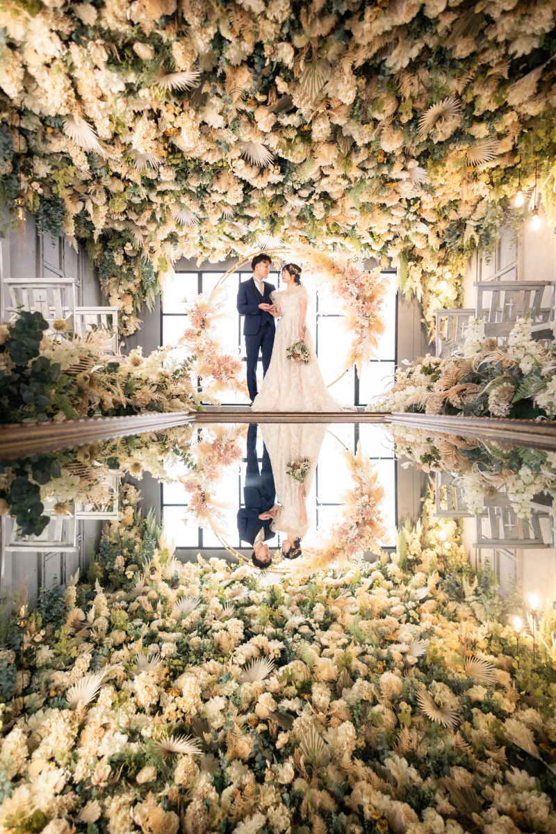 洋装前撮りの様子【アンティークチャペルスタジオ】