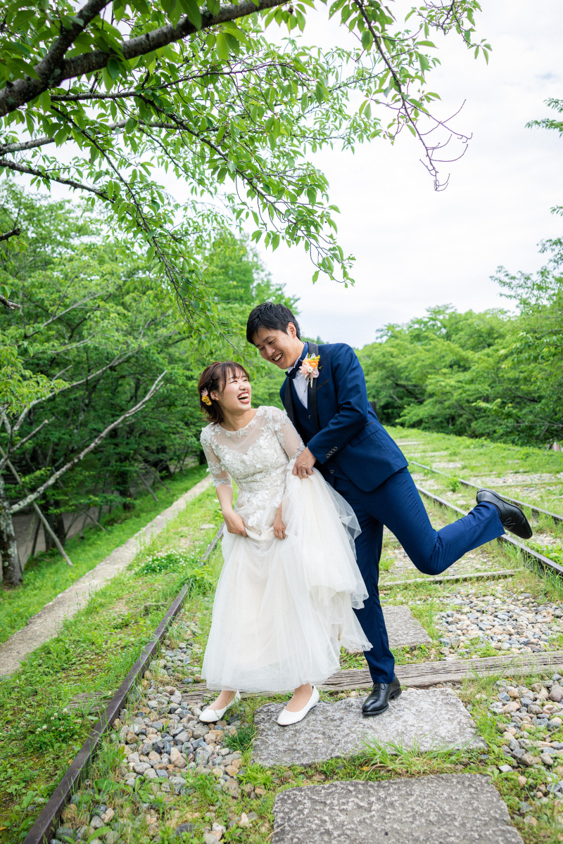 蹴上インクラインで洋装ロケの様子