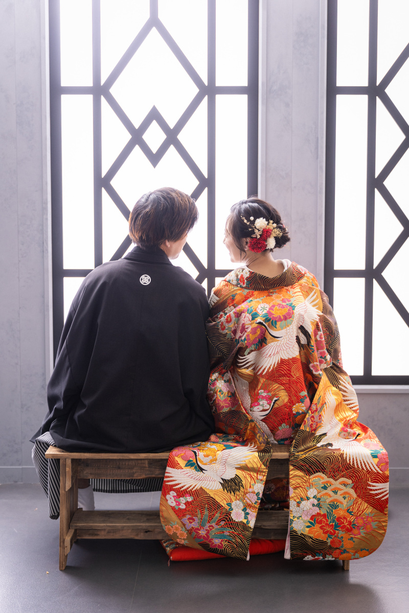 華やかな色打掛のショット