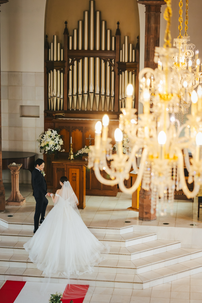 クラシカルなチャペルで叶える、シンプルで上品なフォトウエディング˖*　