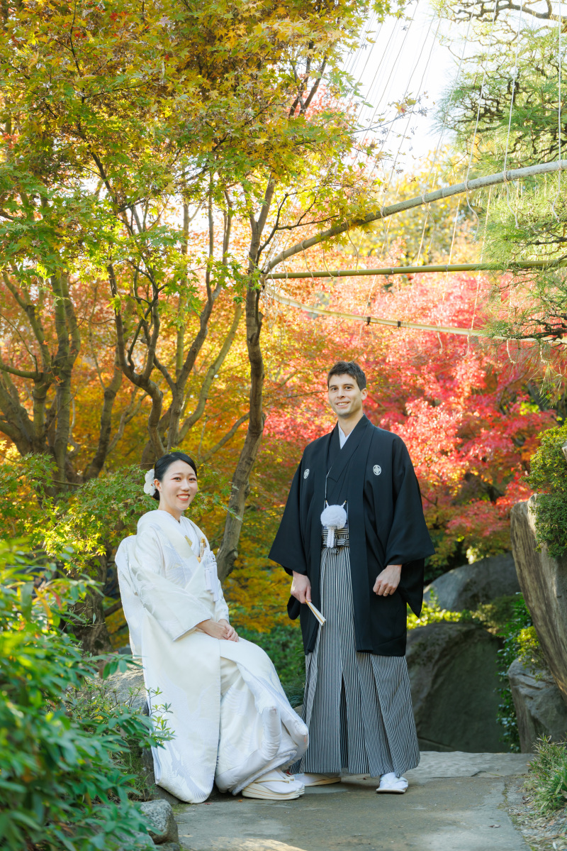 秋の彩りを背景に…紅葉ロケーションフォトのご案内♪