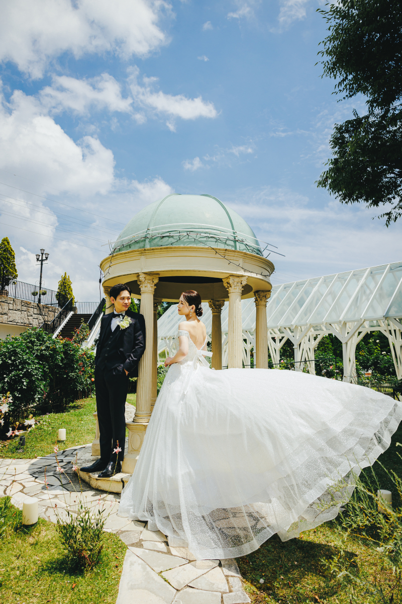 クラシカルなチャペルで叶える、シンプルで上品なフォトウエディング˖*　