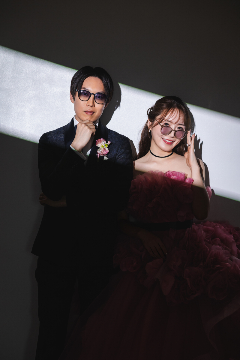 和装の凛とした美しさと、洋装の華やかさを一緒に