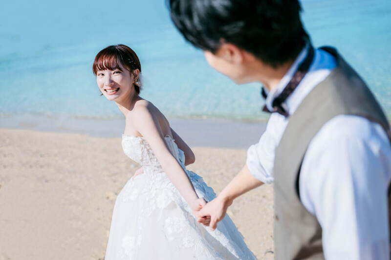 実はこれからがおすすめ!秋・冬の沖縄フォトウェディング