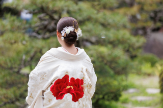 和装の定番! 「シニヨンヘア」のご紹介!