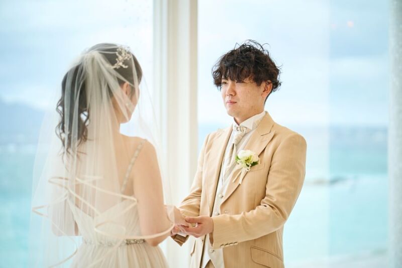 スレンダードレス＆ベージュのタキシード♡