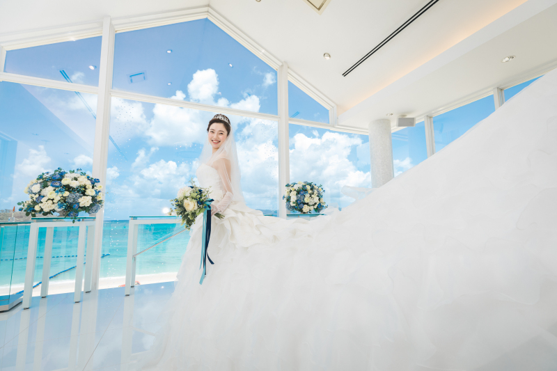 沖縄で少人数婚や家族とのフォトウェディングをご紹介