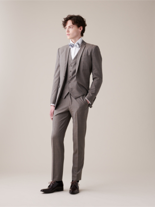 “なんでもいい”はもったいない！新郎様も主役♡魅せるタキシードSTYLE♪