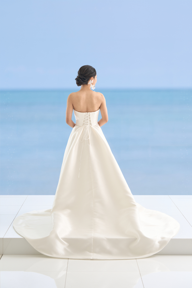 スタッフいちおしドレス”めい”