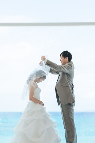 挙式セレモニーの意味~ベールアップ・結婚証明書署名~