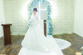 【花嫁様が選ぶ】人気ドレスのご紹介♪~ウェディングドレス編~