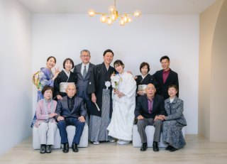 スタジオで撮る”結婚式”