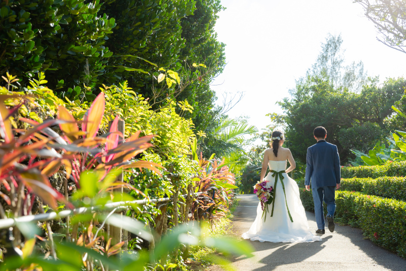 【オススメプラン】やいま村で赤瓦古民家撮影・:*+