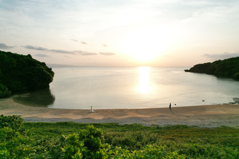 季節ごとに表情を変える石垣島の海とウェディングフォト