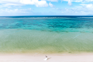 季節ごとに表情を変える石垣島の海とウェディングフォト