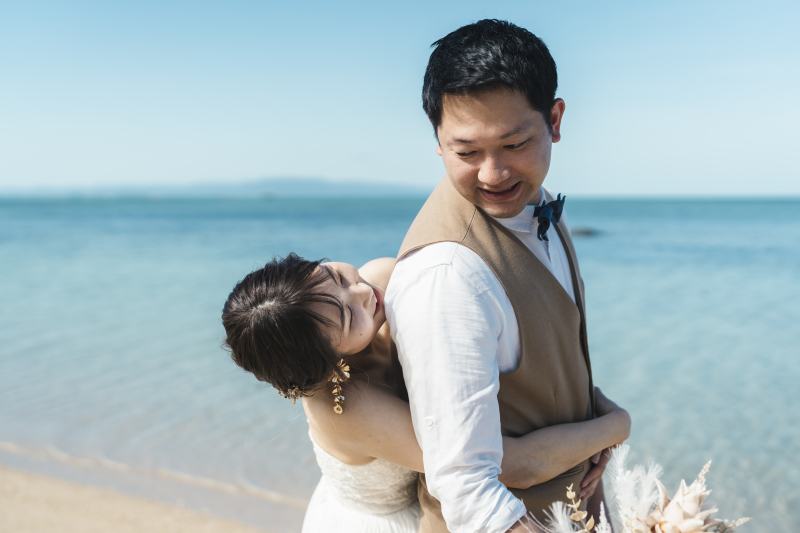 季節ごとに表情を変える石垣島の海とウェディングフォト